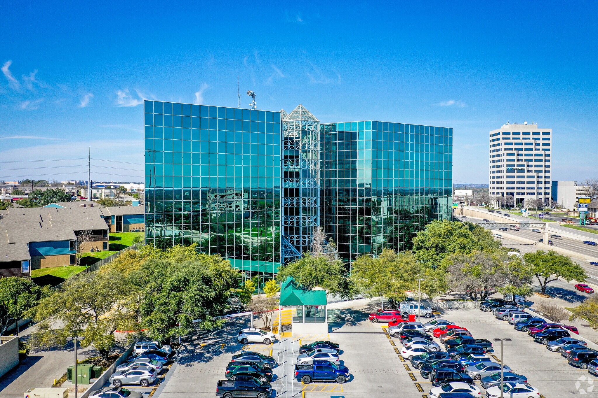 7800 W IH10, San Antonio, TX 78230 Lincoln Center