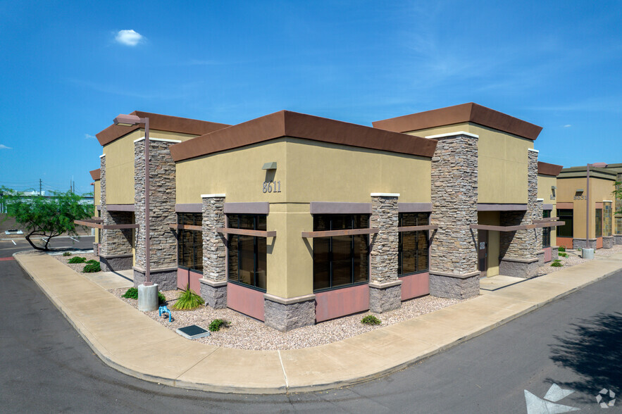 8611 S Priest Dr, Tempe, AZ for lease - Building Photo - Image 1 of 10