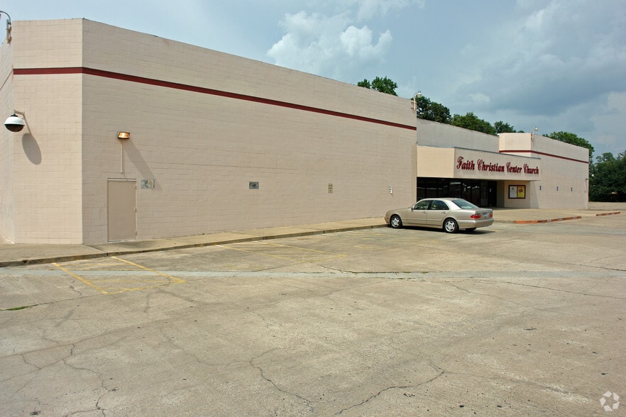 6490 Phelan Blvd, Beaumont, TX for sale - Primary Photo - Image 1 of 1