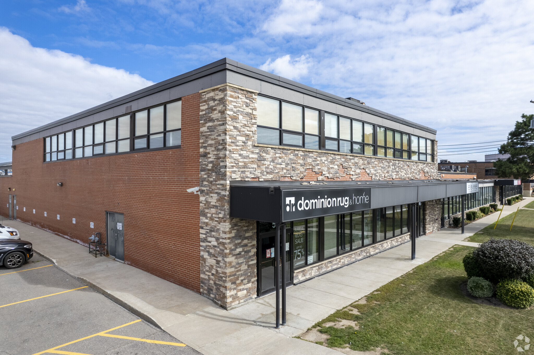 44-52 Samor Rd, Toronto, ON for lease Primary Photo- Image 1 of 5