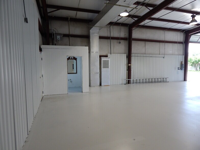 5235 Spring Stuebner Rd, Spring, TX for sale - Building Photo - Image 2 of 10