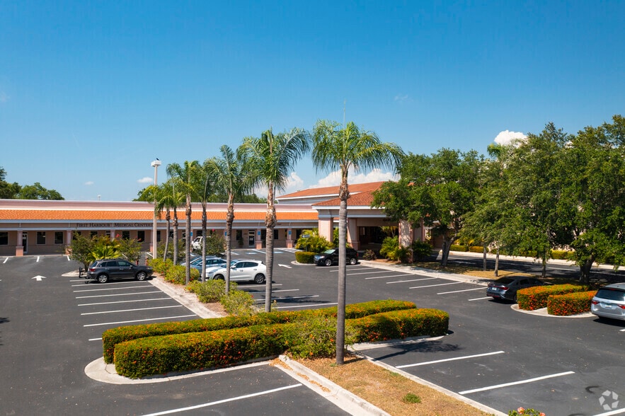 4937 Clark Rd, Sarasota, FL for sale - Primary Photo - Image 1 of 1