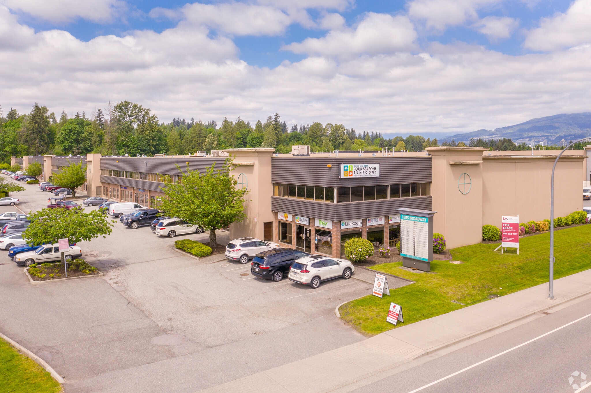 1585 Broadway St, Port Coquitlam, BC V3C 2M7 Industrial for Lease 1585 Broadway St, Port Coquitlam, BC V3C 2M7 Industrial for Lease