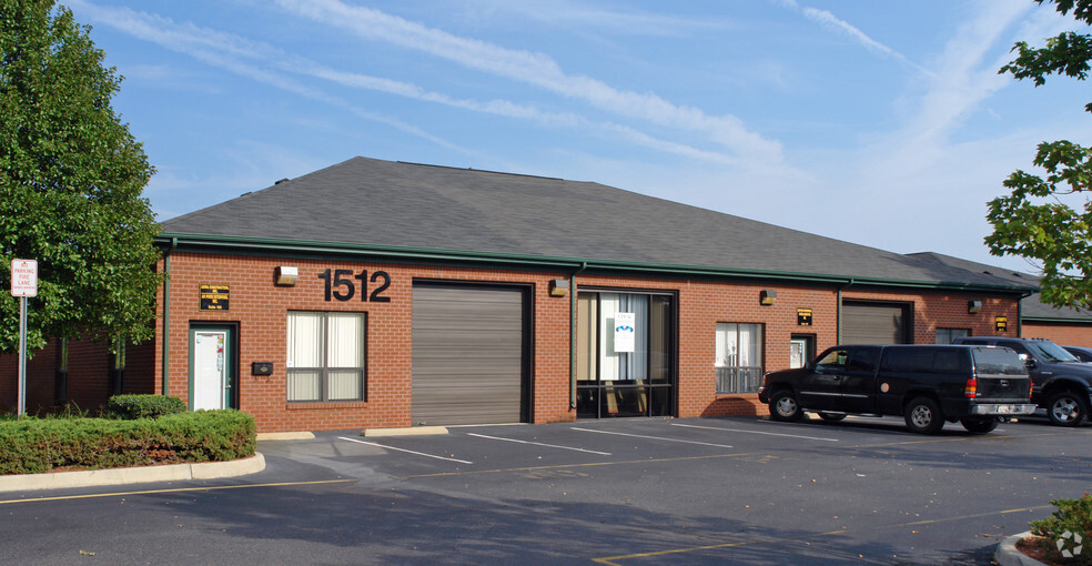 1512 Technology Dr, Chesapeake, VA for lease - Primary Photo - Image 1 of 3