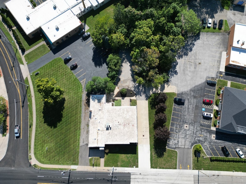 27059 Center Ridge Rd, Westlake, OH for sale - Building Photo - Image 3 of 65