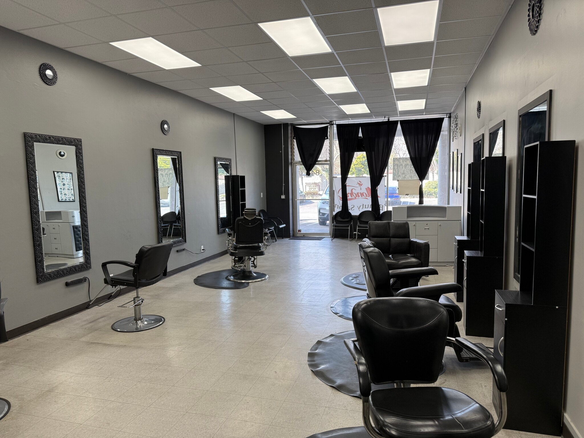 814-872 N Ventura Rd, Port Hueneme, CA for lease Building Photo- Image 1 of 4