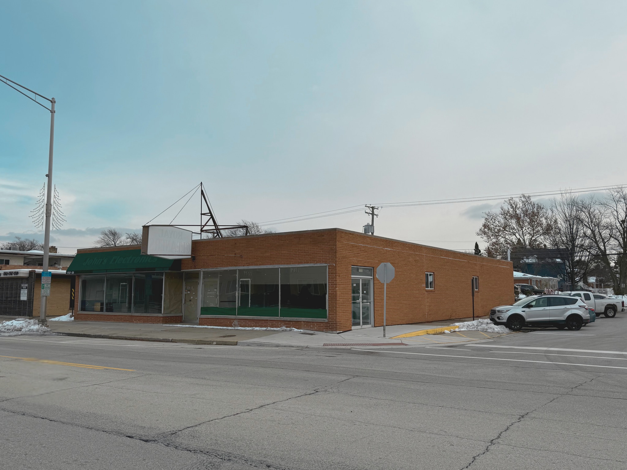 1753-1759 E Oakton St, Des Plaines, IL for sale Primary Photo- Image 1 of 2