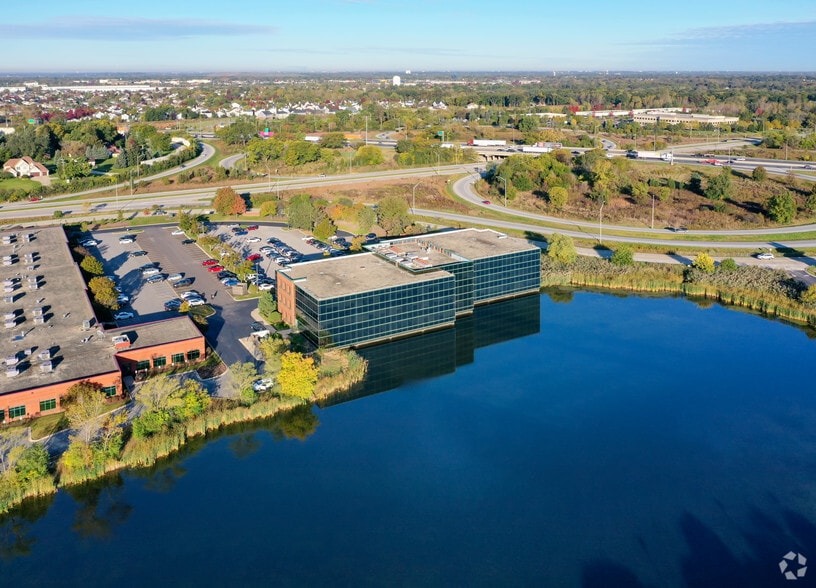 900 S Frontage Rd, Woodridge, IL for lease - Aerial - Image 3 of 15