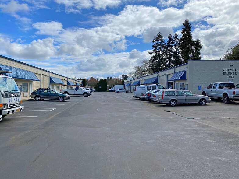 Industrial in Hillsboro, OR for sale - Primary Photo - Image 1 of 1