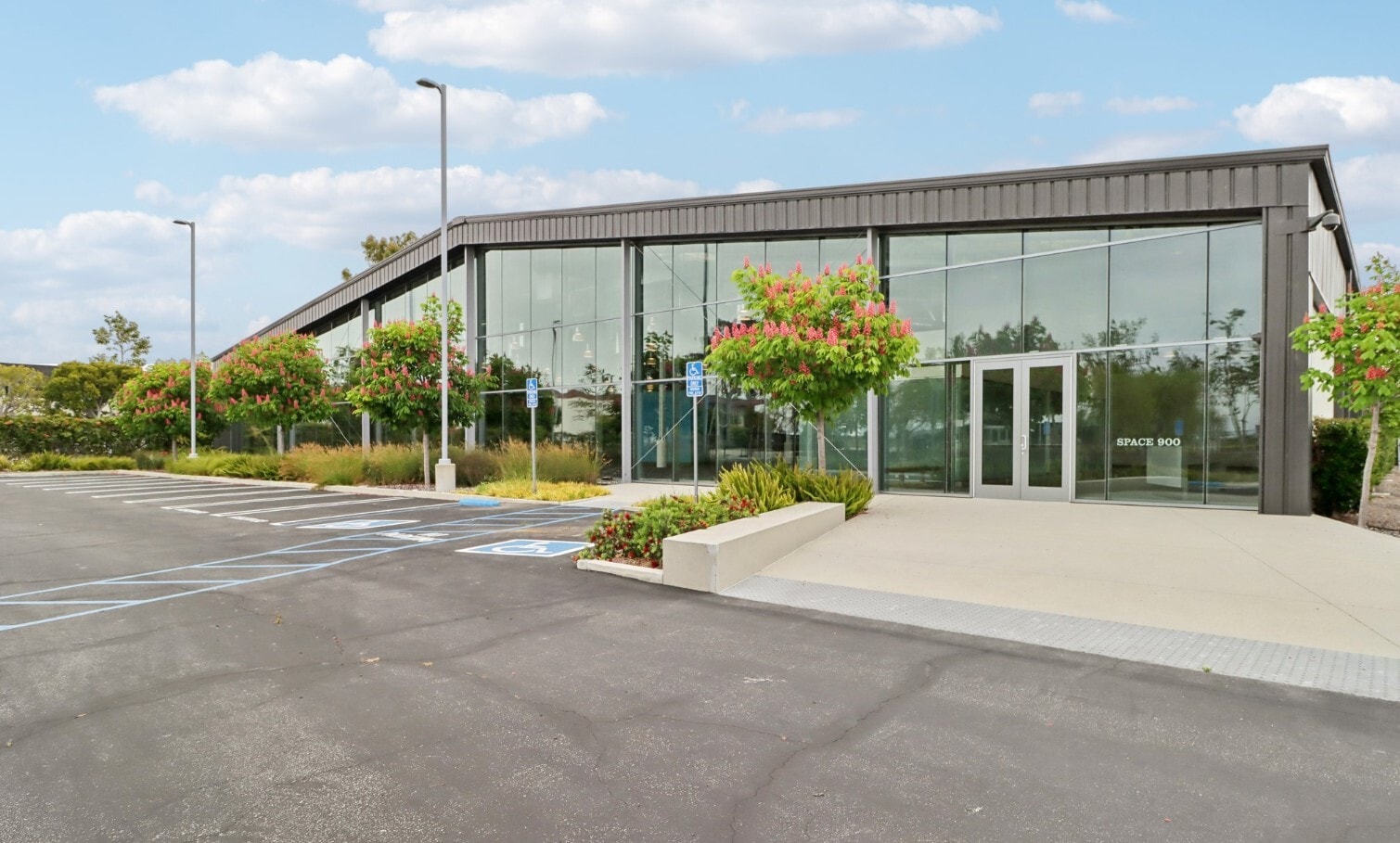 13031 W Jefferson Blvd, Los Angeles, CA for lease Building Photo- Image 1 of 10