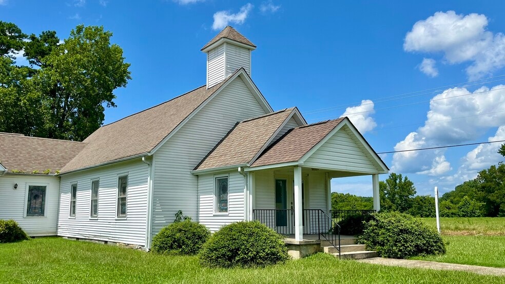 955 Spring Valley Rd, Henderson, NC for sale - Building Photo - Image 3 of 21