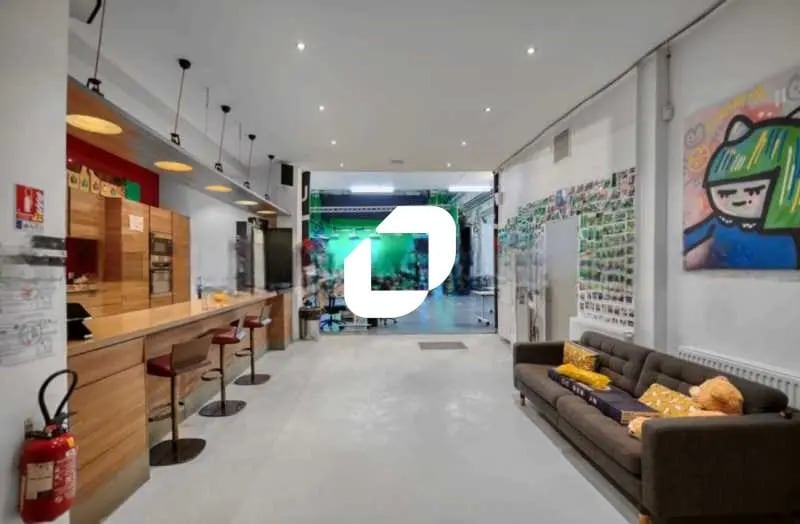 Office in Montreuil for sale - Interior Photo - Image 2 of 7