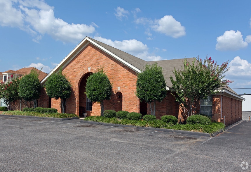 6890 Elmore Rd, Southaven, MS for sale - Primary Photo - Image 1 of 1