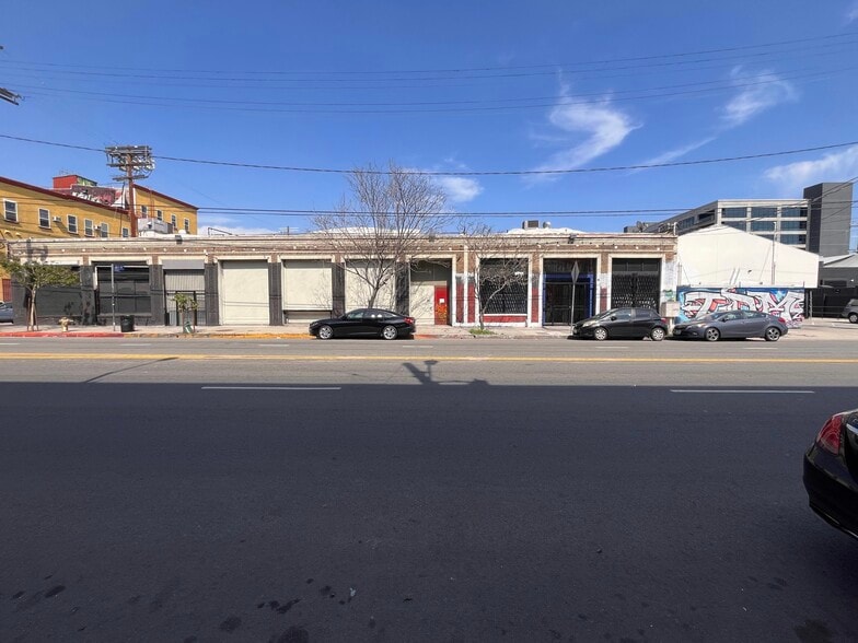 800-810 S Santa Fe Ave, Los Angeles, CA for lease - Building Photo - Image 1 of 3