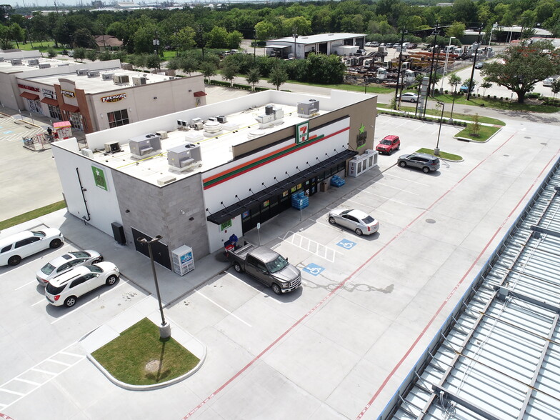 1103 W Main St, La Porte, TX for sale - Building Photo - Image 1 of 1