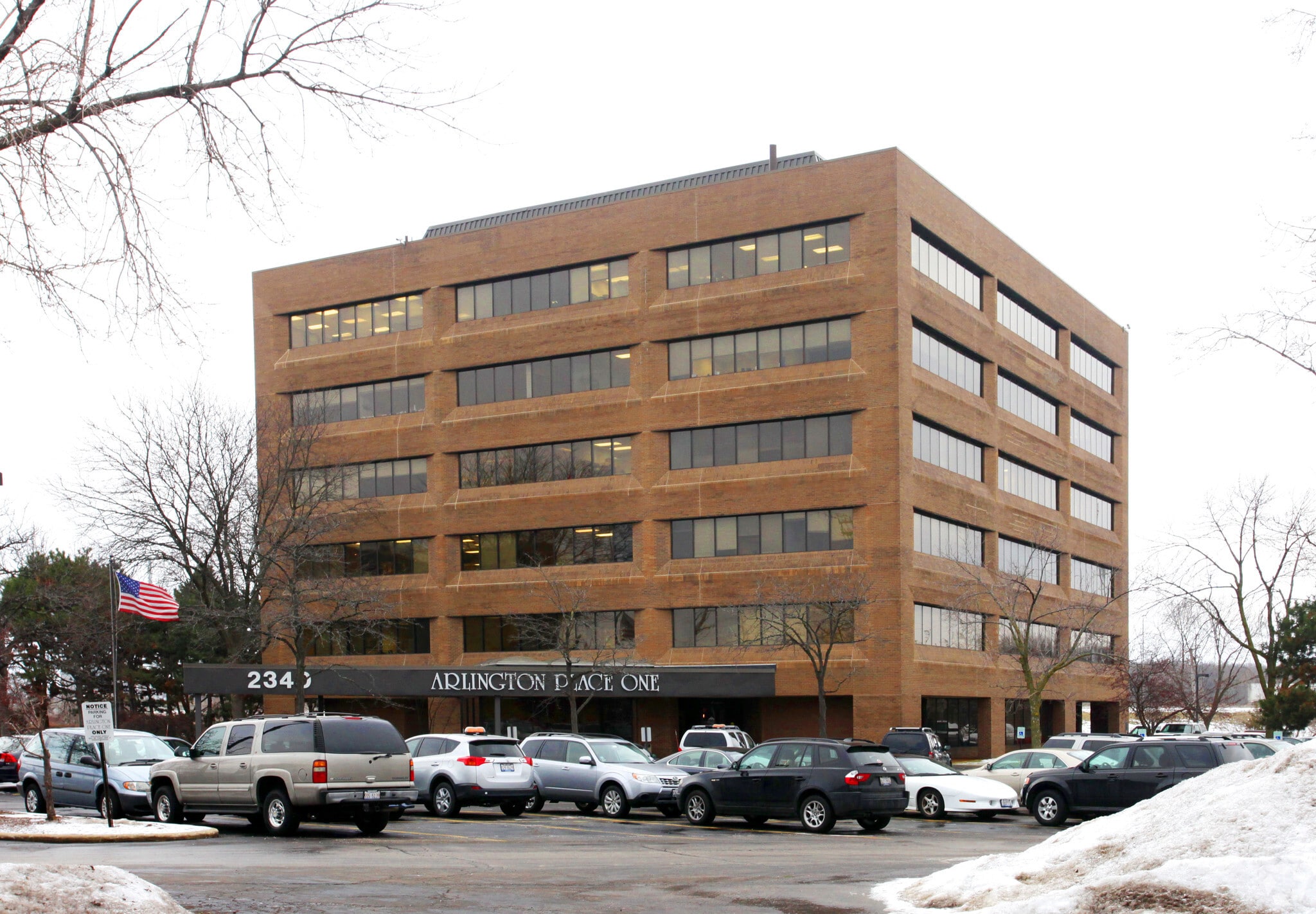 2340 S Arlington Heights Rd, Arlington Heights, IL for lease Primary Photo- Image 1 of 8