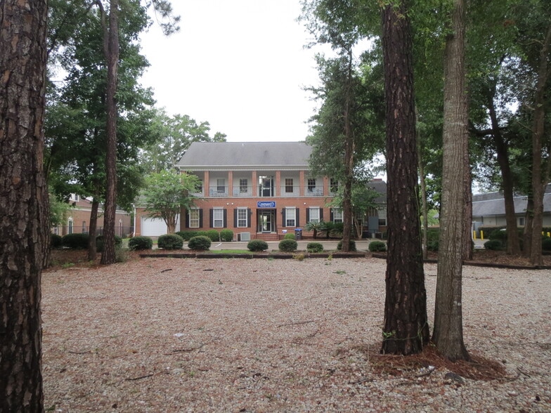 1921 Capital Cir NE, Tallahassee, FL for lease - Building Photo - Image 3 of 4