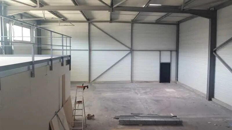 Office in Mérignac for lease - Interior Photo - Image 1 of 10