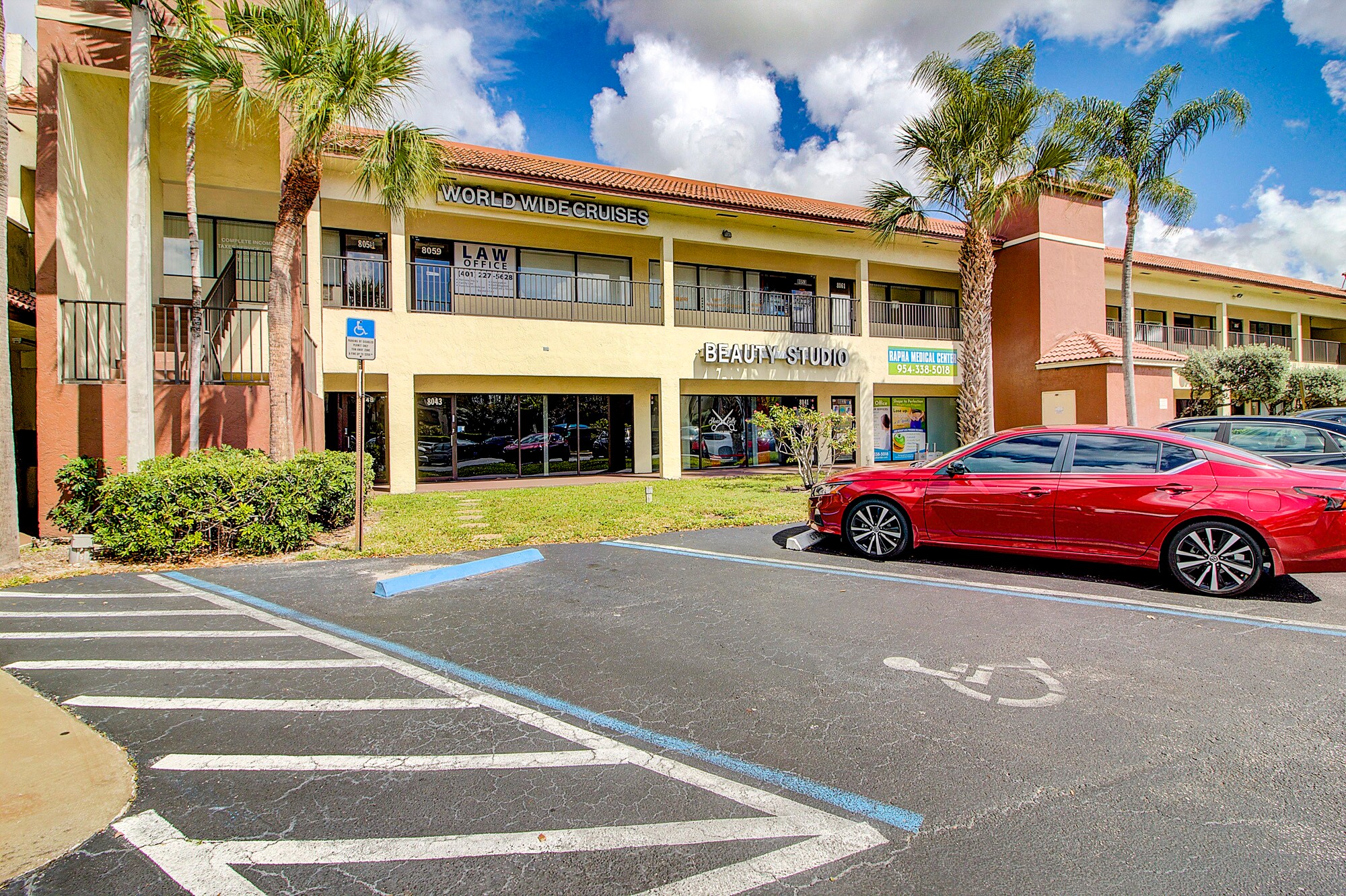 80018085 W McNab Rd, Tamarac, FL 33321 McNab Plaza