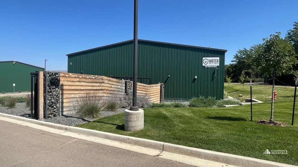 360 Rancho Dr, Windsor, CO for sale - Building Photo - Image 2 of 10