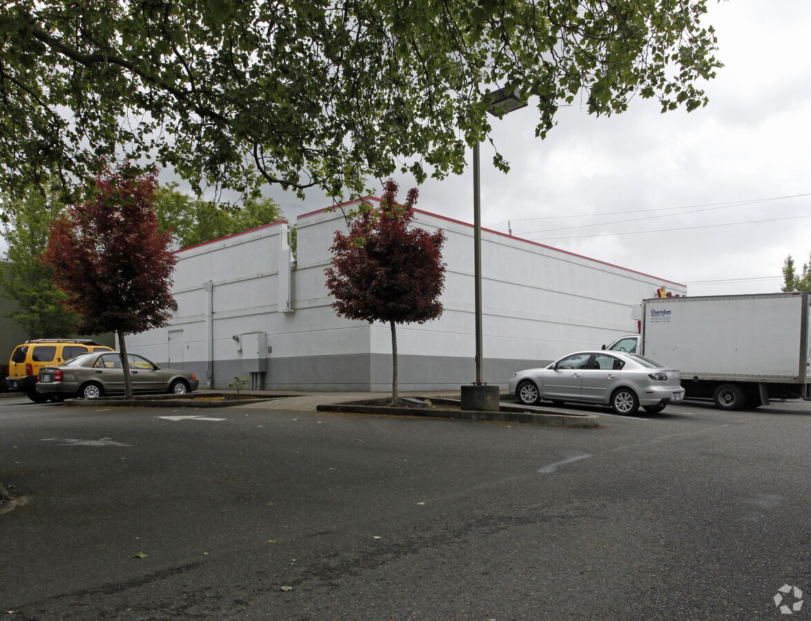 9375 SW BeavertonHillsdale Hwy, Beaverton, OR 97005 Property Record