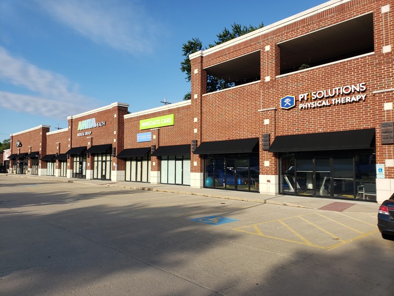 26-50 S Northwest Hwy, Palatine, IL for lease - Building Photo - Image 2 of 3