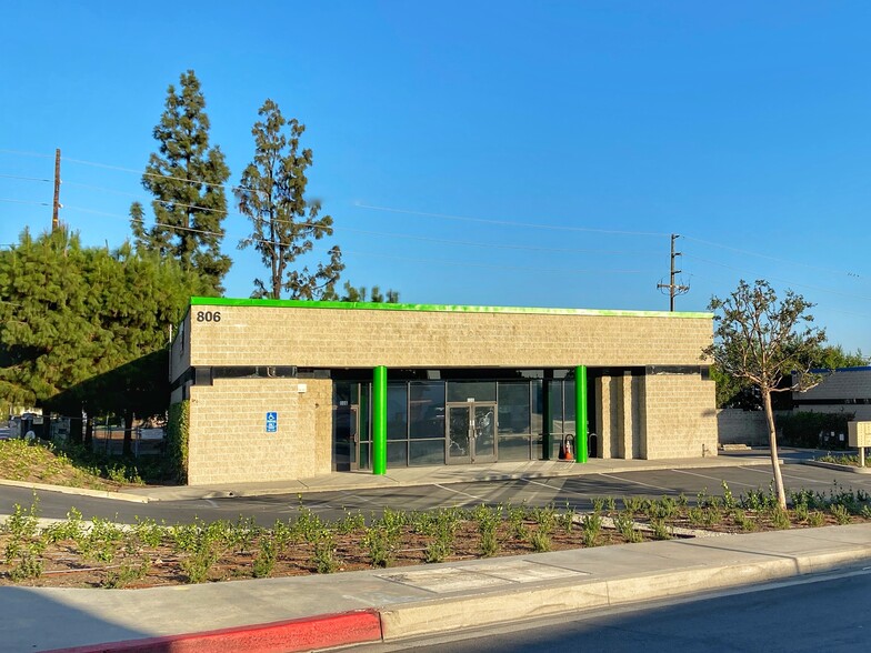 802-808 E Huntington Dr, Monrovia, CA for lease - Building Photo - Image 2 of 18