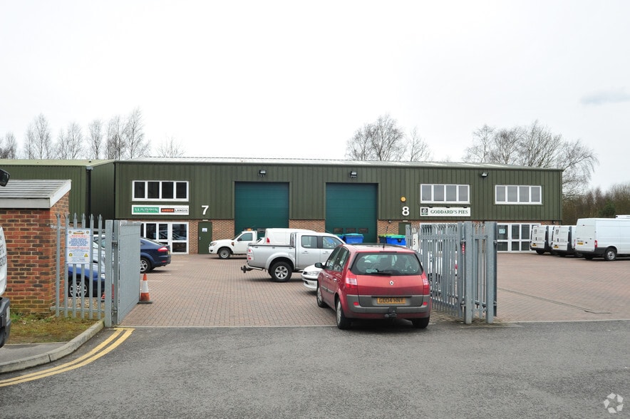 Quarry Hill Rd, Borough Green for lease - Primary Photo - Image 1 of 2