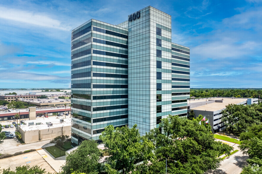 400 N Sam Houston Pky E, Houston, TX for lease - Building Photo - Image 1 of 20