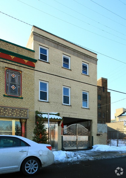 2148 Rockwell Ave, Cleveland, OH for sale - Building Photo - Image 3 of 9