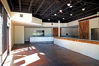 300-600 Riverwalk Ter, Jenks, OK for lease Building Photo- Image 1 of 6