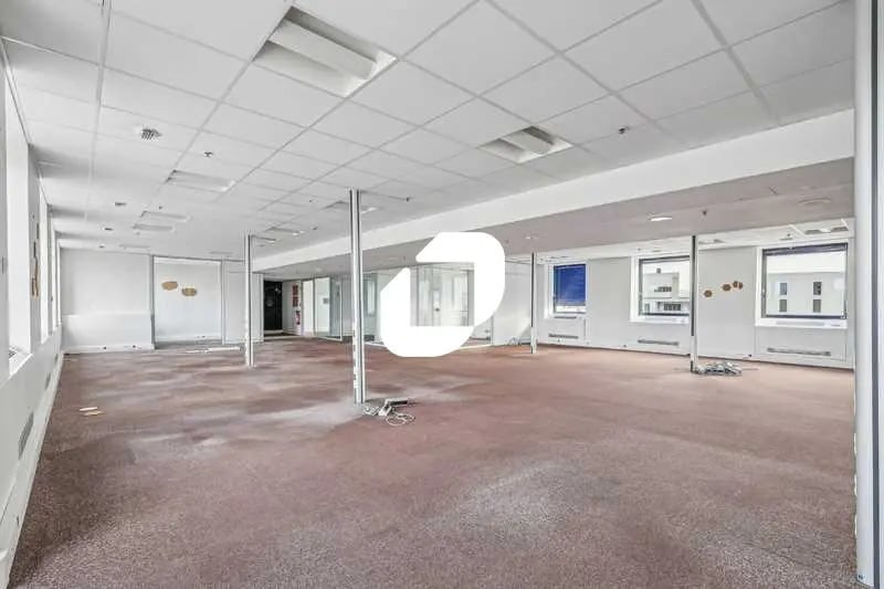 5-10 Rue De La Renaissance, Antony for lease - Building Photo - Image 3 of 44