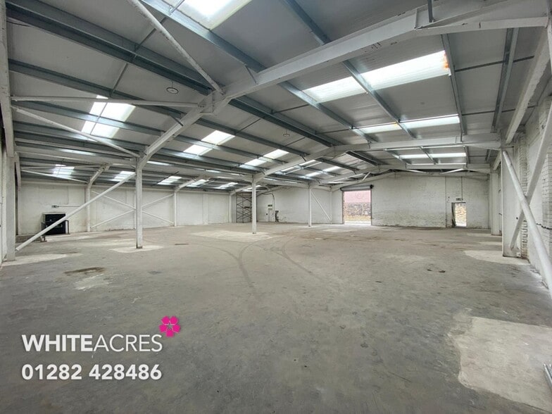 Gertrude St, Nelson for sale - Interior Photo - Image 3 of 6