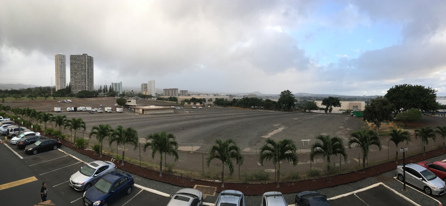 98850 Moanalua Rd, Aiea, HI 96701