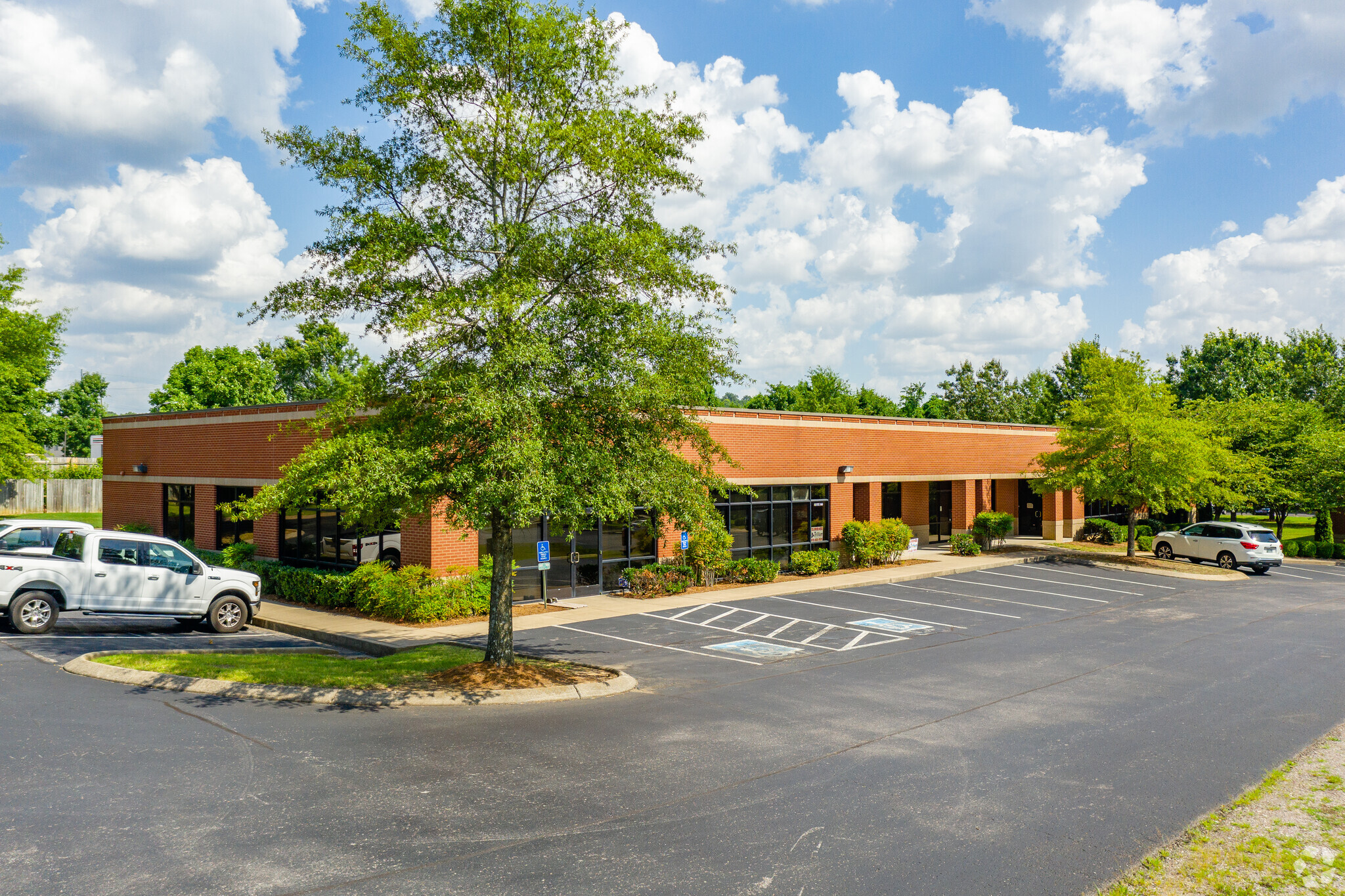 213 W Maplewood Ln, Nashville, TN 37207 - Office for Lease | LoopNet