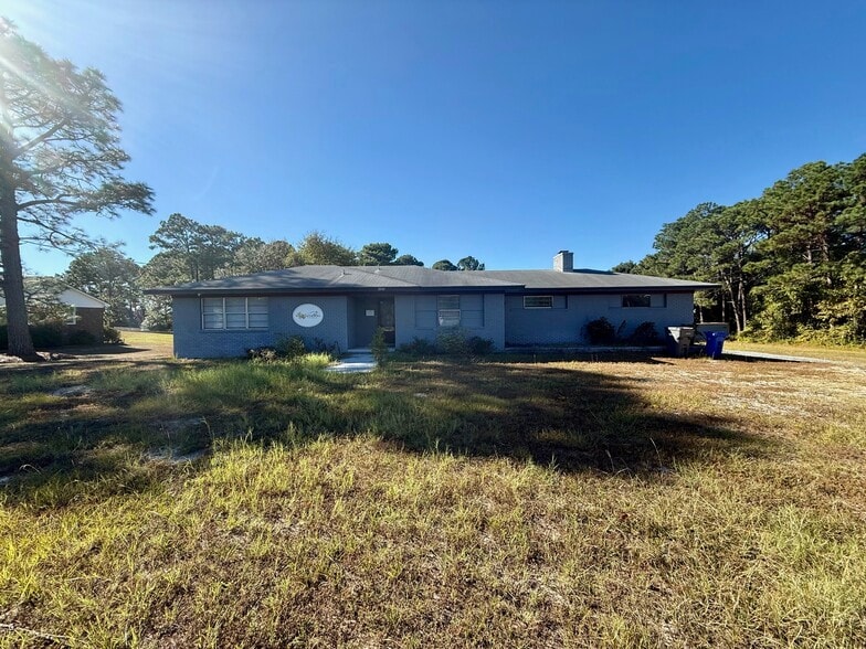 3840-3850 Legion Rd, Hope Mills, NC for sale - Building Photo - Image 2 of 17