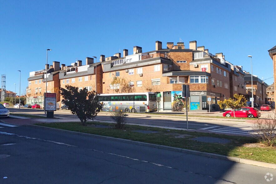 Calle Jaral, 1, Villanueva del Pardillo, Madrid for sale - Primary Photo - Image 3 of 25