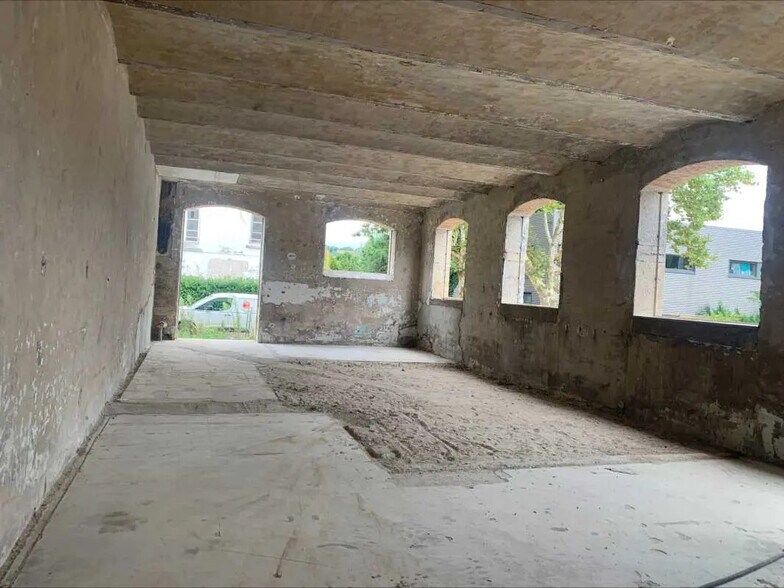 Flex in Chaponost for sale - Interior Photo - Image 2 of 6