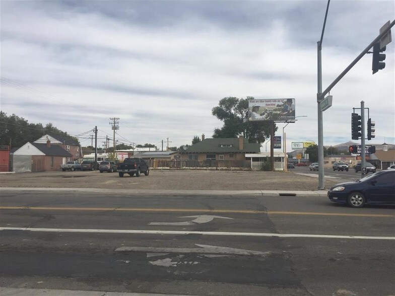 410 12th St, Elko, NV for sale - Primary Photo - Image 1 of 1