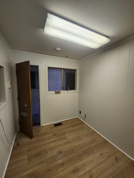 114 Birch St, Redwood City, CA for lease - Building Photo - Image 2 of 8