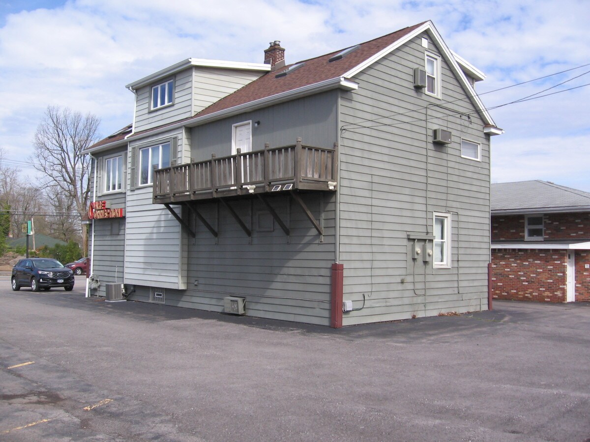 3991 Harlem Rd, Amherst, NY 14226