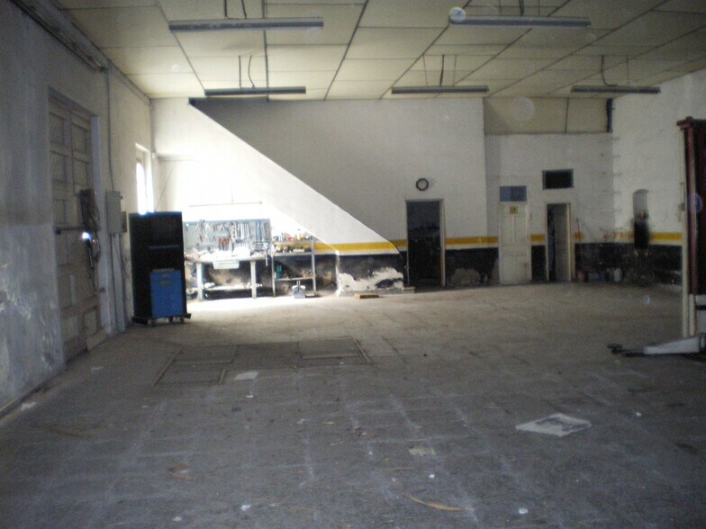 Portfolio of 2 properties for sale on LoopNet.com - Building Photo - Image 1 of 6