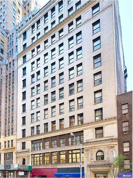 30 E 33rd St, New York, NY for lease - Building Photo - Image 1 of 6