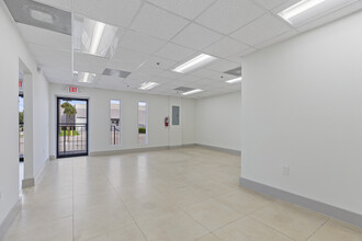 7950-7966 NW 14th St, Miami, FL for lease Interior Photo- Image 2 of 20