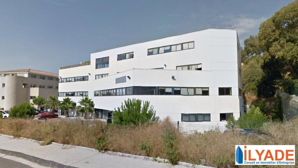 Flex in Marseille for lease Building Photo- Image 1 of 4