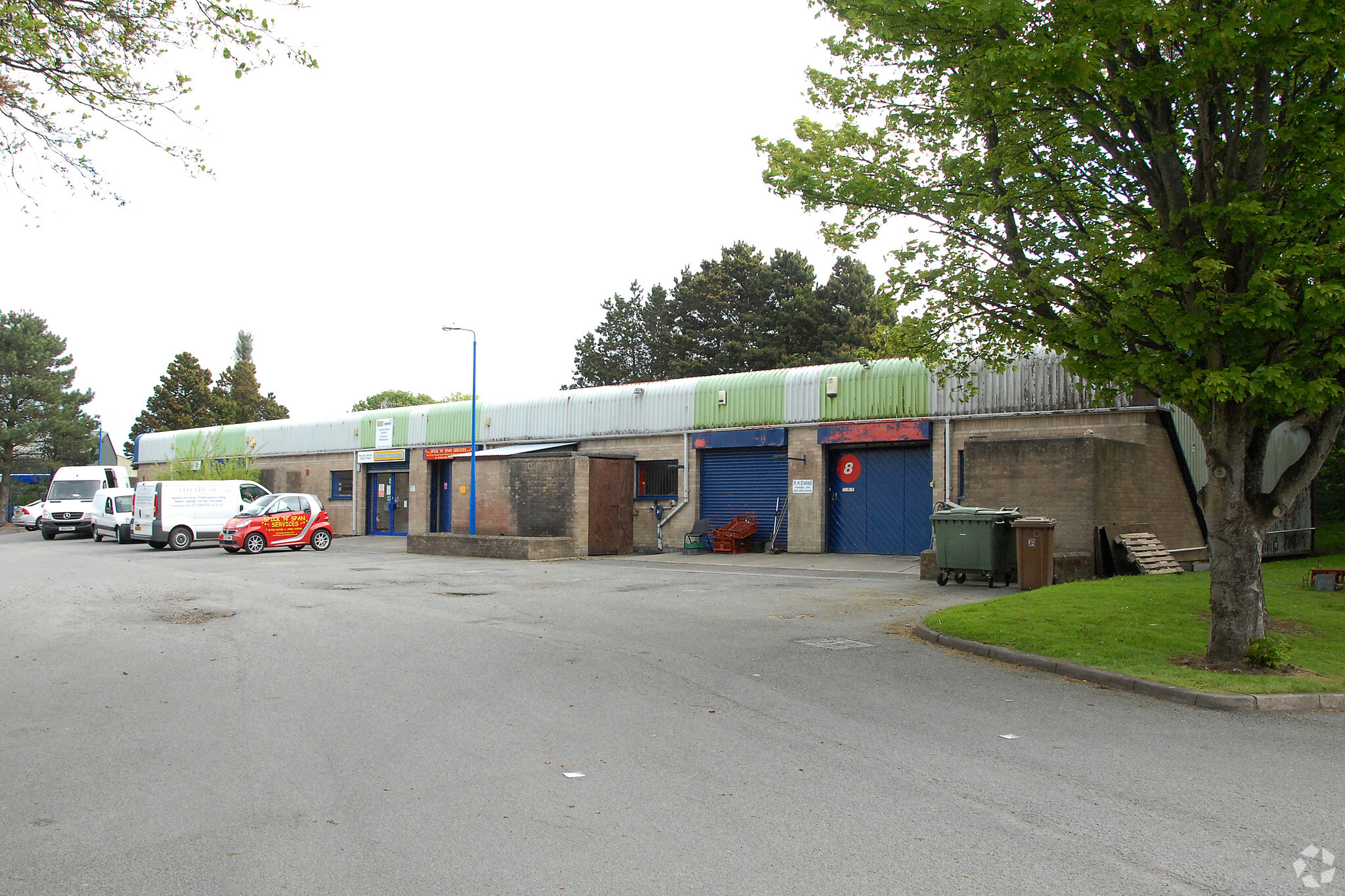 Glanydon Industrial Estate, Pwllheli for lease Building Photo- Image 1 of 7