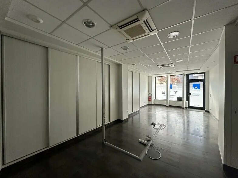 Retail in Strasbourg for sale - Interior Photo - Image 3 of 5