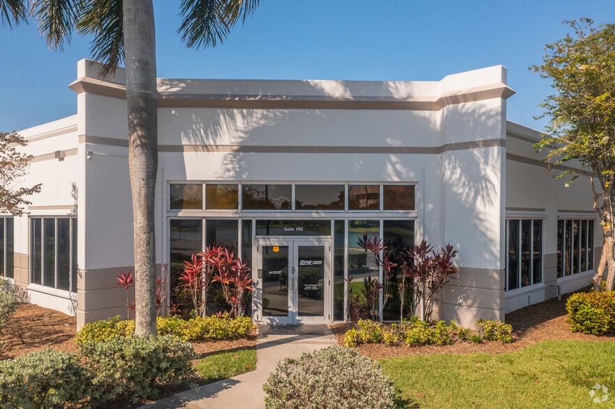 13800 NW 14th St, Sunrise, FL for lease - Building Photo - Image 3 of 6