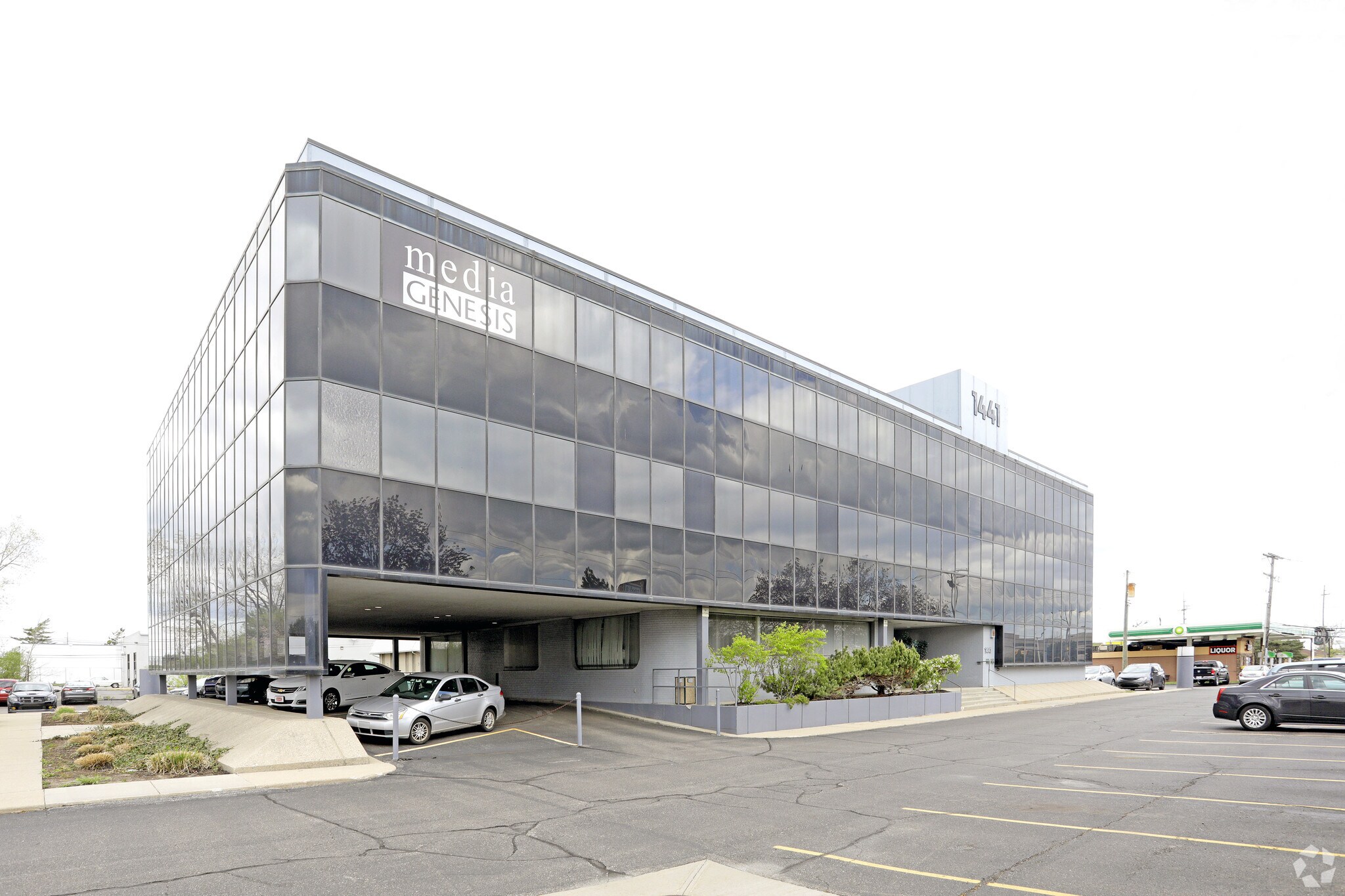 1441 E Maple Rd, Troy, MI for sale Primary Photo- Image 1 of 1