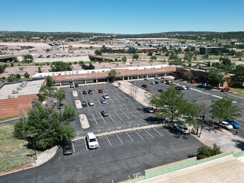 401-499 Woodmen Cor, Colorado Springs, CO for lease - Building Photo - Image 3 of 13